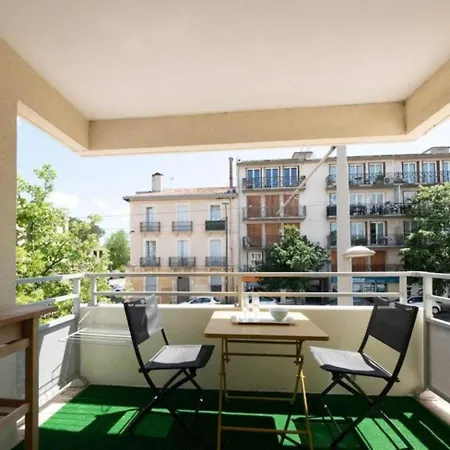 شقة L'elegant - Terrasse Et Climatisation مونبيلييه